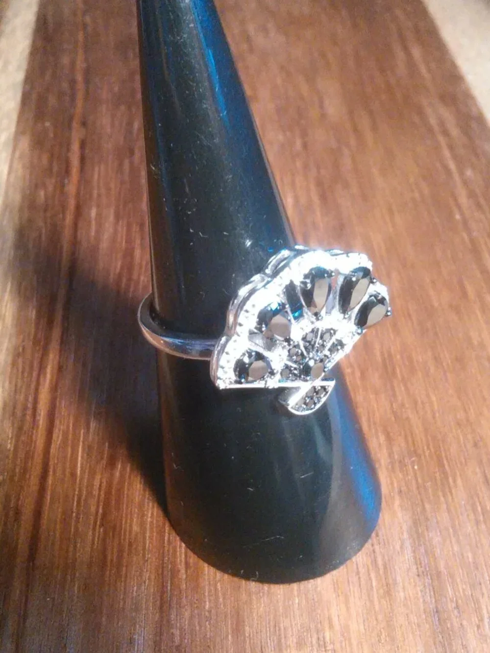 Black Spinel Rhodium over Sterling Silver Fan Ring (Size 7)